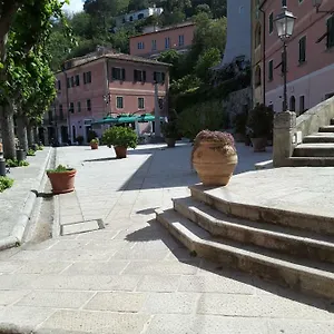 Poggio Romantico , Marciana (Isola d'Elba) Italien