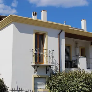 Apartment Lucia, Àrbatax