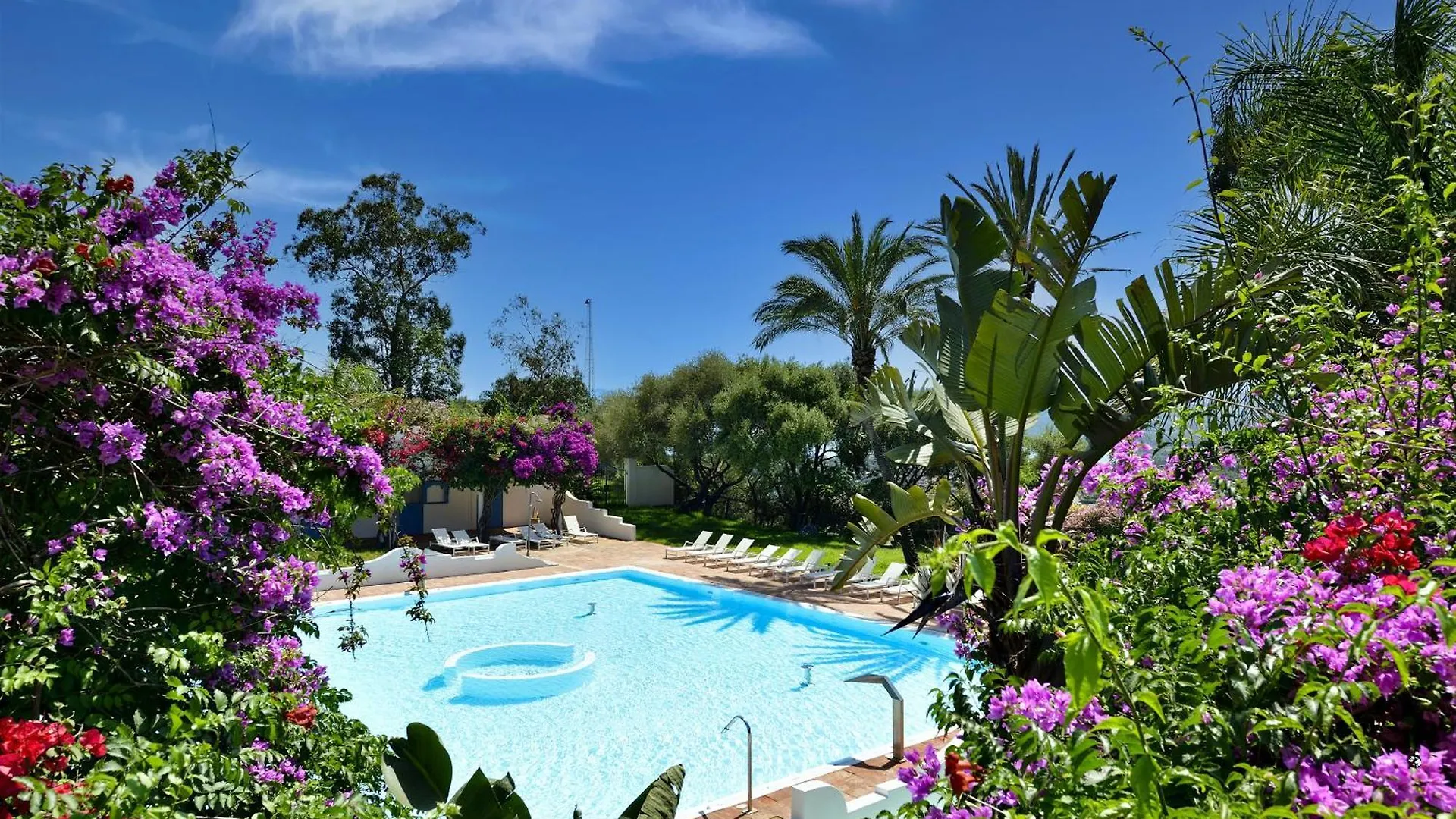 Hotel blau monte turri à Àrbatax